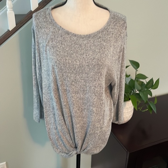 PINK CLOVER XXL SWEATER (stitch fix brand) - Picture 2 of 7